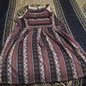 Shell95%polyester/5% spandexFront lining 65%